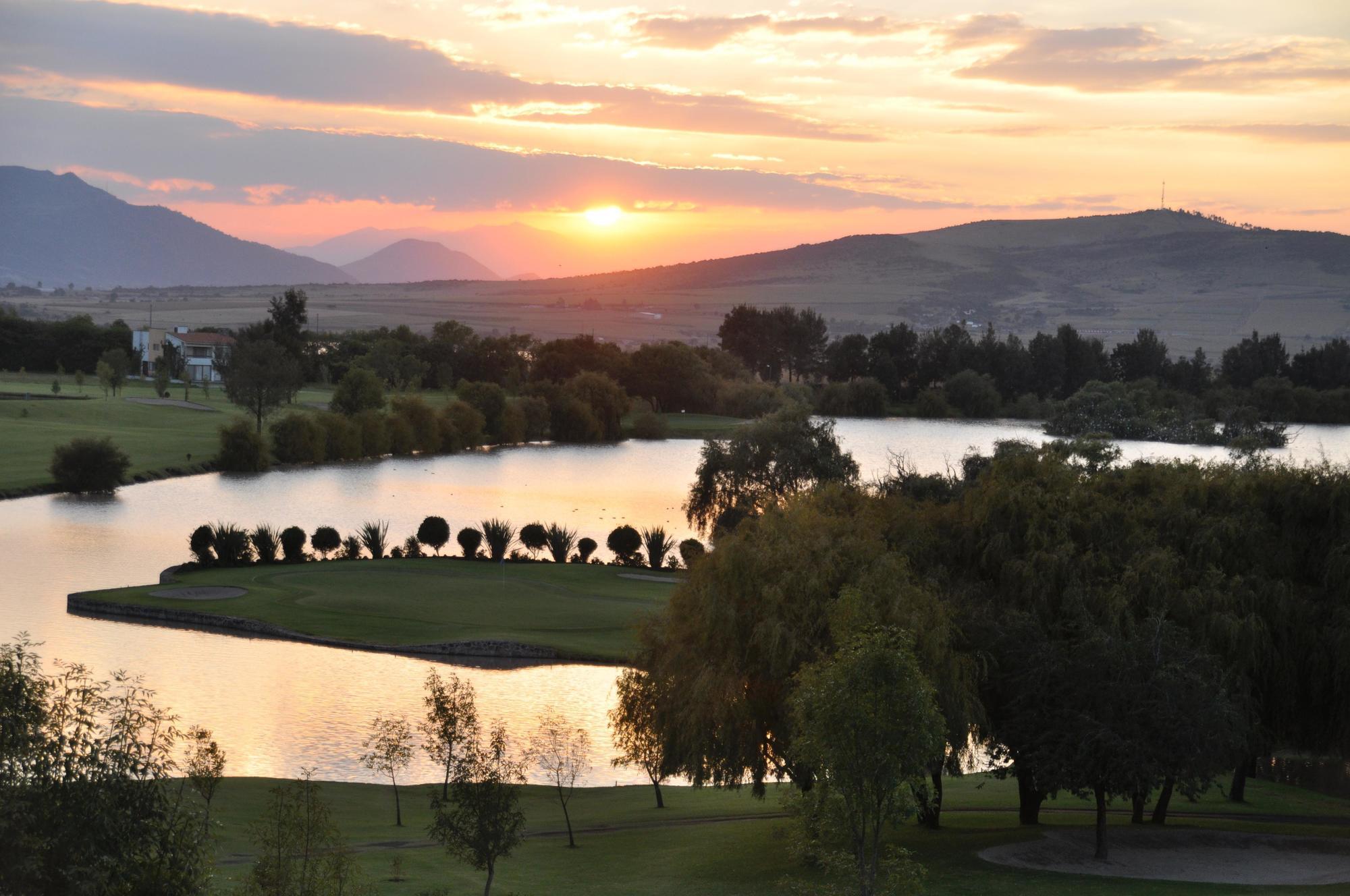 Hotel Hacienda Cantalagua Golf Contepec Eksteriør bilde